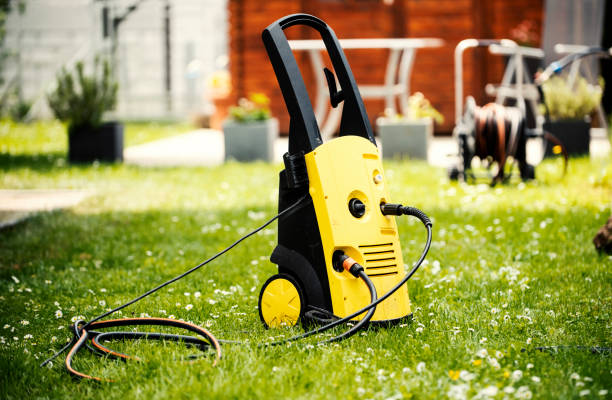 Best Animal Enclosure Cleaning  in Harrison, NY